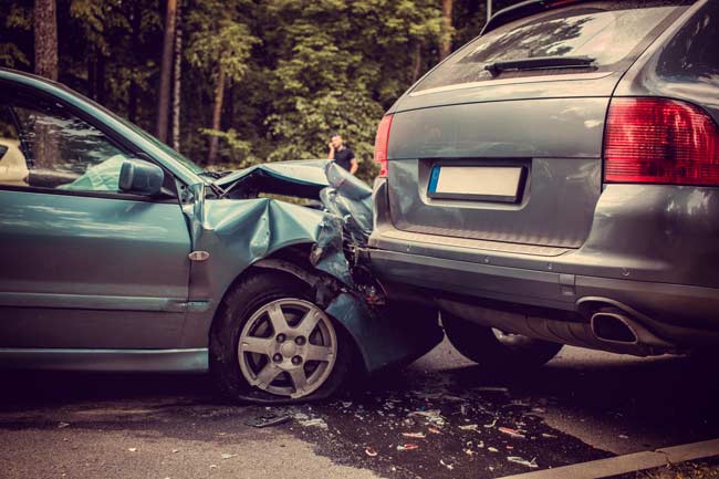 carCRASH